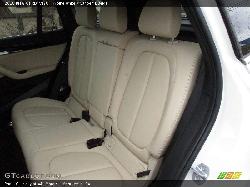 Alpine White / Canberra Beige 2018 BMW X1 xDrive28i