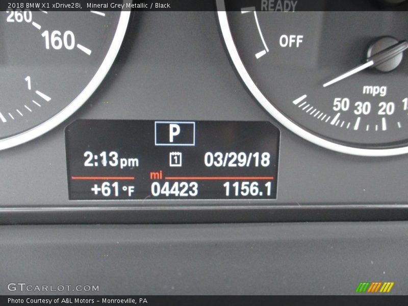 Mineral Grey Metallic / Black 2018 BMW X1 xDrive28i