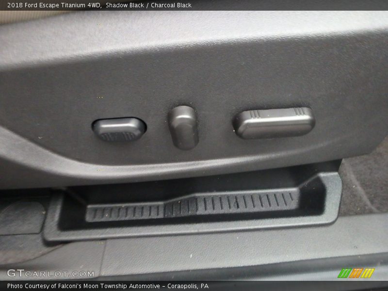 Shadow Black / Charcoal Black 2018 Ford Escape Titanium 4WD