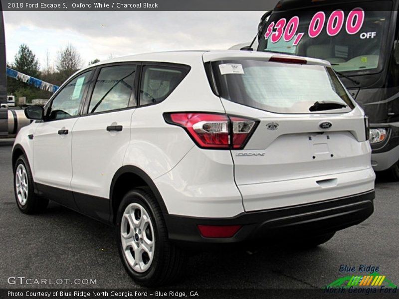 Oxford White / Charcoal Black 2018 Ford Escape S