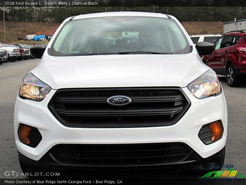 Oxford White / Charcoal Black 2018 Ford Escape S