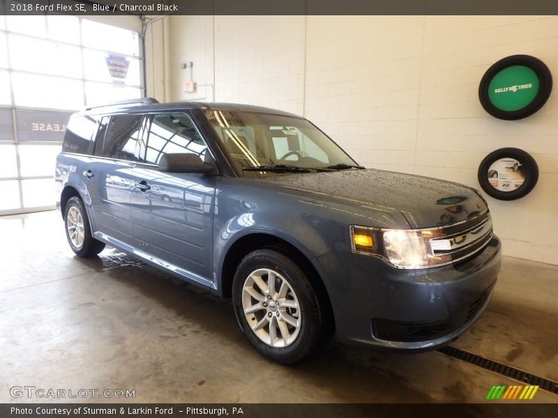 Blue / Charcoal Black 2018 Ford Flex SE