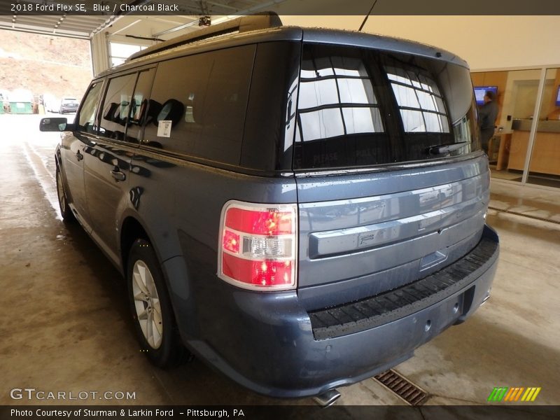 Blue / Charcoal Black 2018 Ford Flex SE