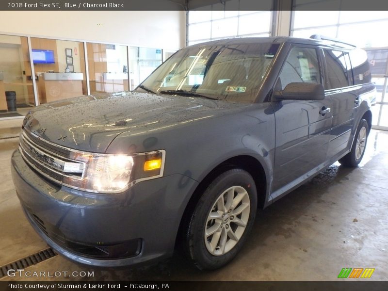 Blue / Charcoal Black 2018 Ford Flex SE