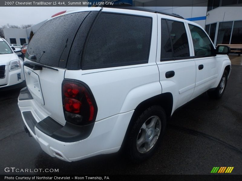 Summit White / Light Gray 2007 Chevrolet TrailBlazer LS 4x4