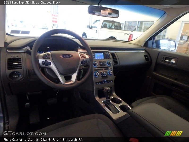 Blue / Charcoal Black 2018 Ford Flex SE
