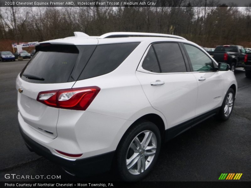 Iridescent Pearl Tricoat / Medium Ash Gray 2018 Chevrolet Equinox Premier AWD