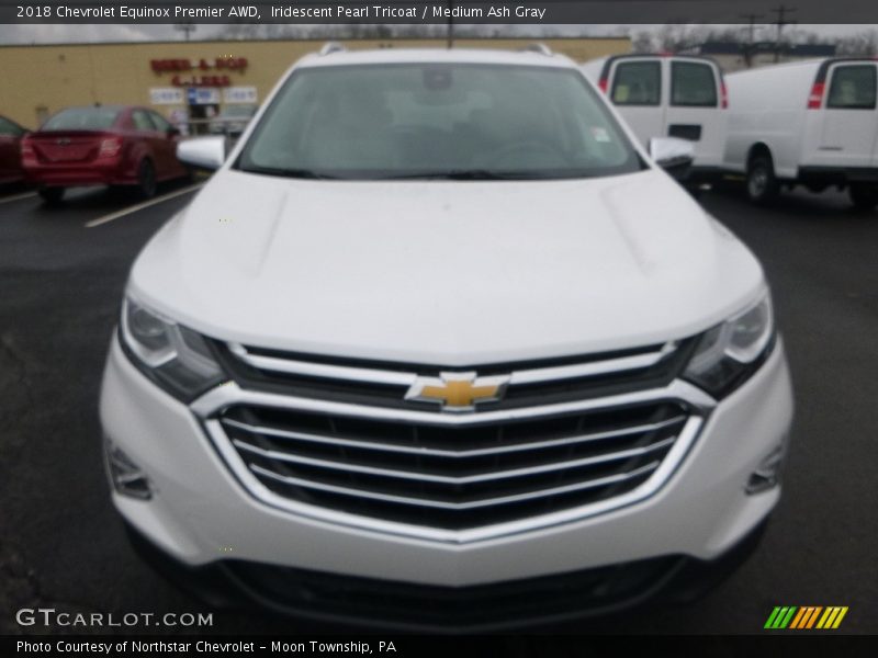 Iridescent Pearl Tricoat / Medium Ash Gray 2018 Chevrolet Equinox Premier AWD