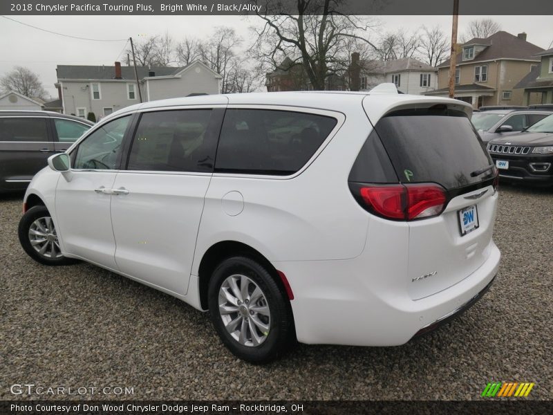 Bright White / Black/Alloy 2018 Chrysler Pacifica Touring Plus