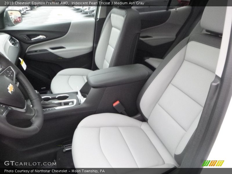 Iridescent Pearl Tricoat / Medium Ash Gray 2018 Chevrolet Equinox Premier AWD