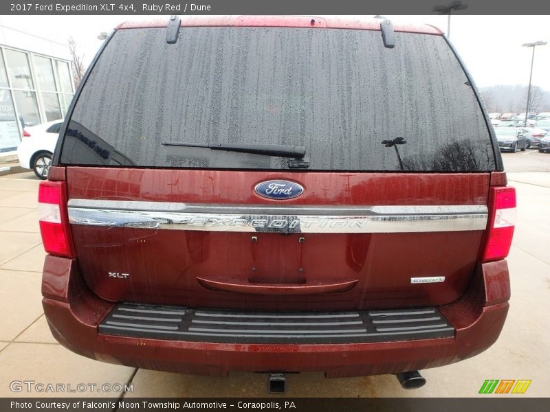 Ruby Red / Dune 2017 Ford Expedition XLT 4x4