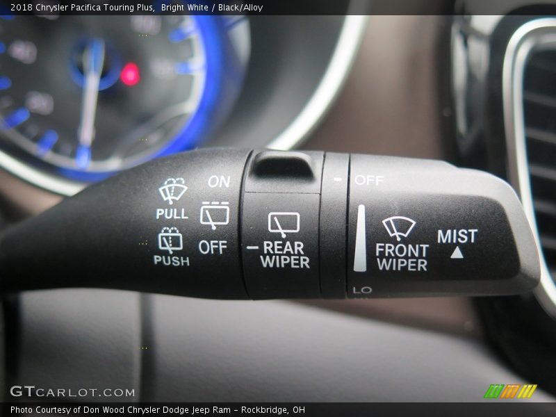 Bright White / Black/Alloy 2018 Chrysler Pacifica Touring Plus
