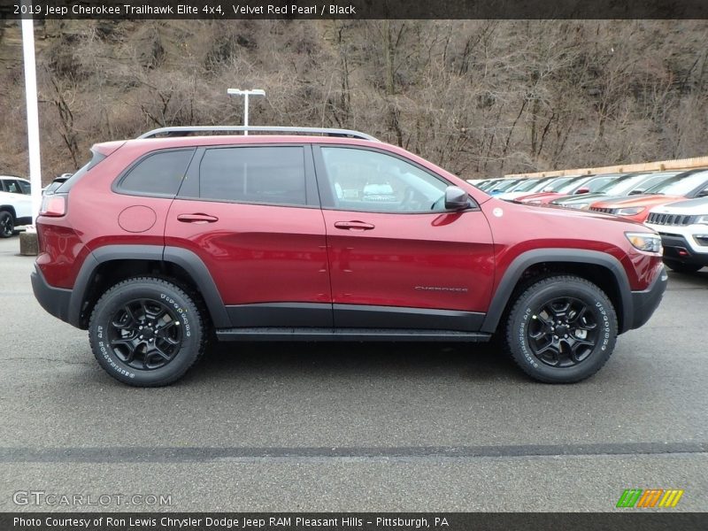  2019 Cherokee Trailhawk Elite 4x4 Velvet Red Pearl