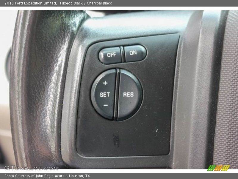 Tuxedo Black / Charcoal Black 2013 Ford Expedition Limited
