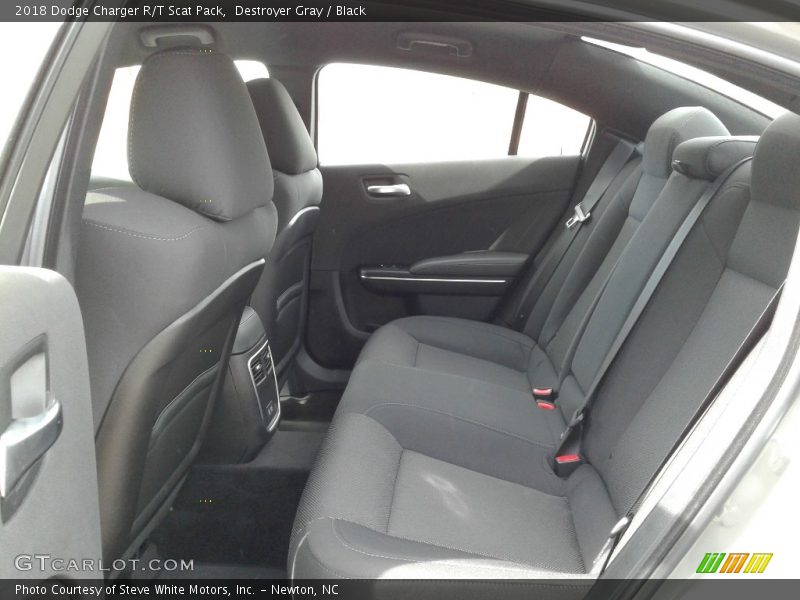 Destroyer Gray / Black 2018 Dodge Charger R/T Scat Pack