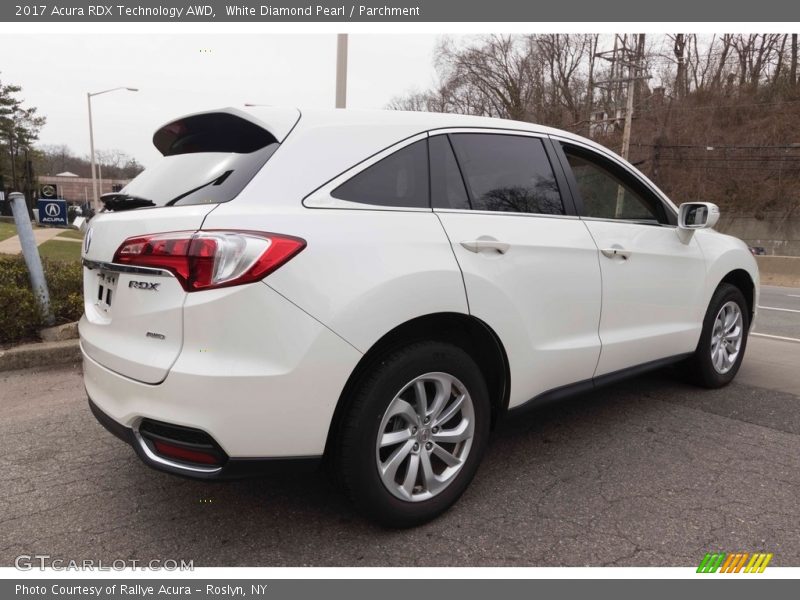 White Diamond Pearl / Parchment 2017 Acura RDX Technology AWD