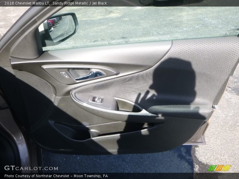 Sandy Ridge Metallic / Jet Black 2018 Chevrolet Malibu LT