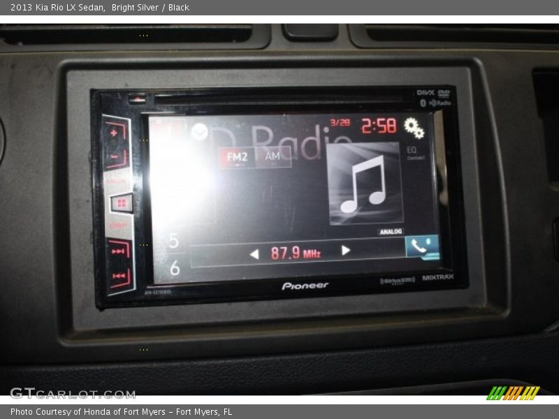Bright Silver / Black 2013 Kia Rio LX Sedan