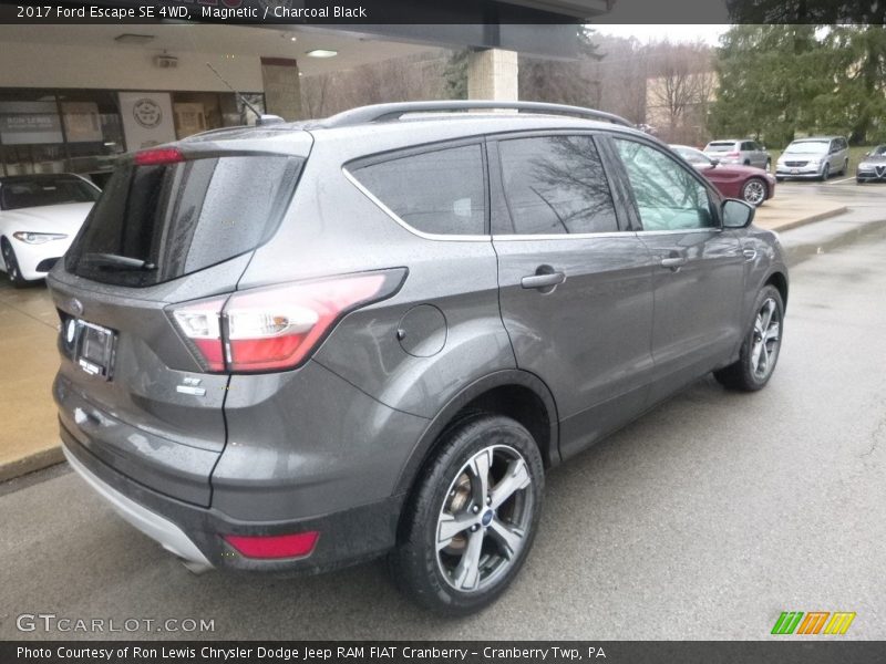 Magnetic / Charcoal Black 2017 Ford Escape SE 4WD