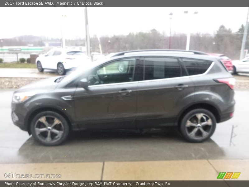 Magnetic / Charcoal Black 2017 Ford Escape SE 4WD