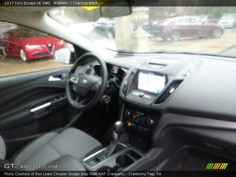 Magnetic / Charcoal Black 2017 Ford Escape SE 4WD