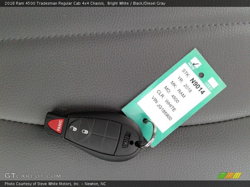 Bright White / Black/Diesel Gray 2018 Ram 4500 Tradesman Regular Cab 4x4 Chassis