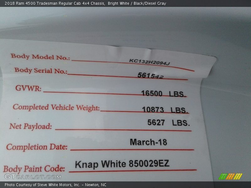 Bright White / Black/Diesel Gray 2018 Ram 4500 Tradesman Regular Cab 4x4 Chassis