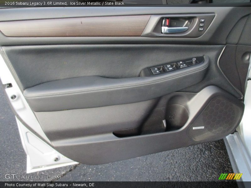 Ice Silver Metallic / Slate Black 2016 Subaru Legacy 3.6R Limited