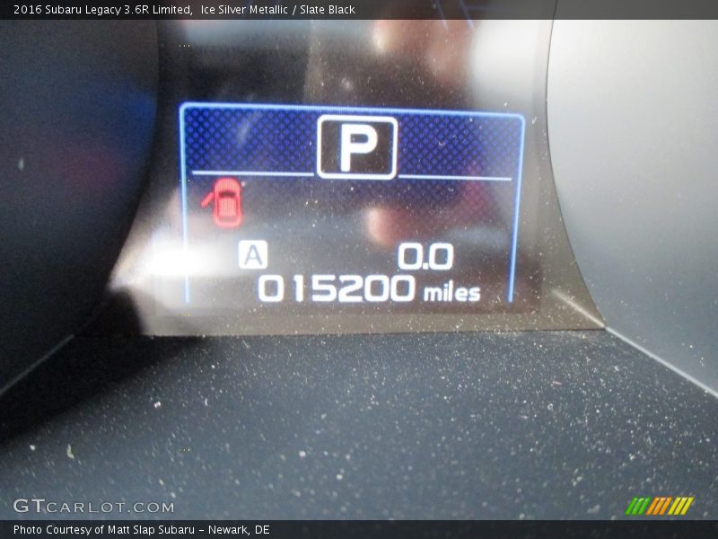 Ice Silver Metallic / Slate Black 2016 Subaru Legacy 3.6R Limited