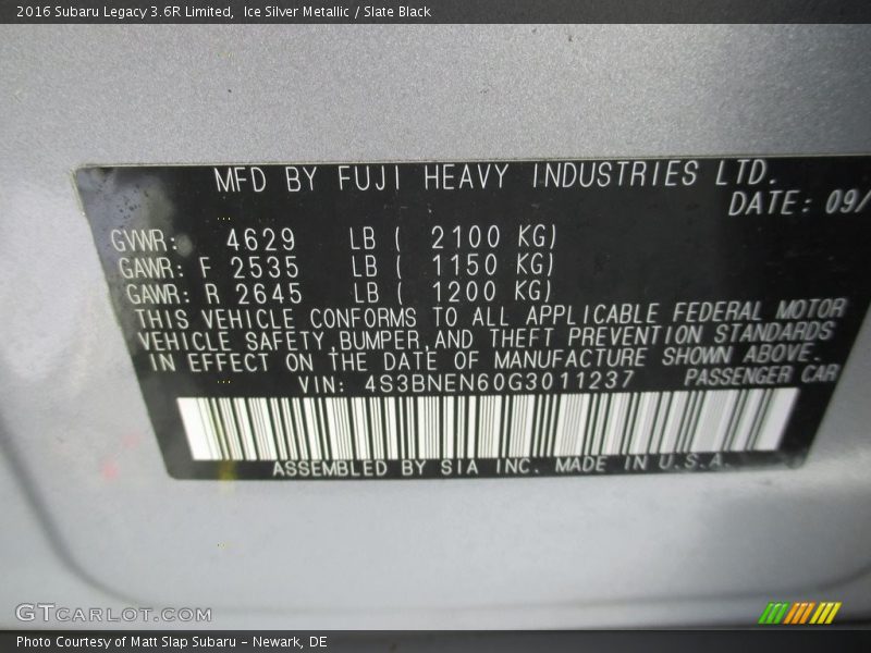 Ice Silver Metallic / Slate Black 2016 Subaru Legacy 3.6R Limited