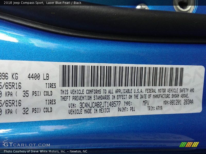 Laser Blue Pearl / Black 2018 Jeep Compass Sport