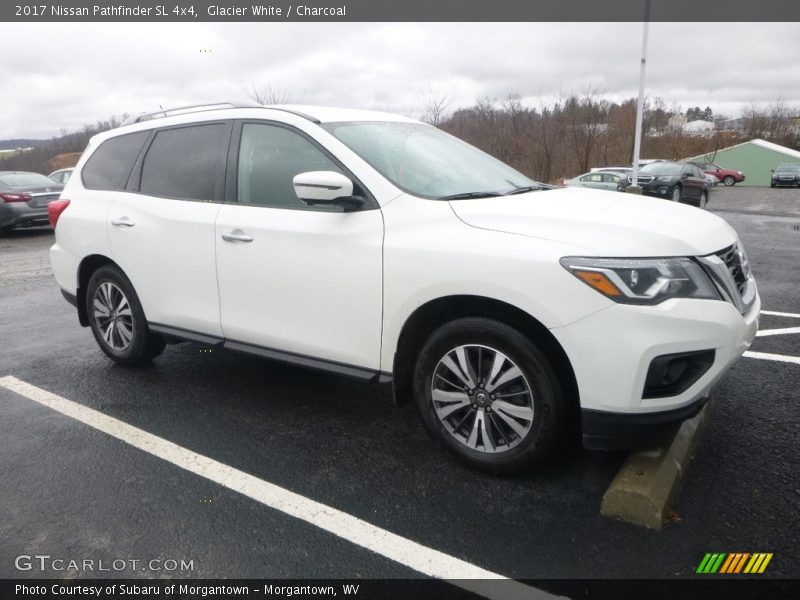 Glacier White / Charcoal 2017 Nissan Pathfinder SL 4x4