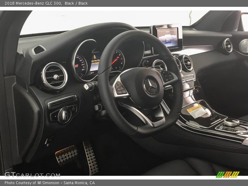 Black / Black 2018 Mercedes-Benz GLC 300