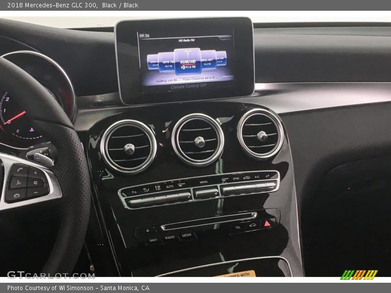 Black / Black 2018 Mercedes-Benz GLC 300