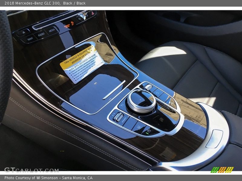 Black / Black 2018 Mercedes-Benz GLC 300