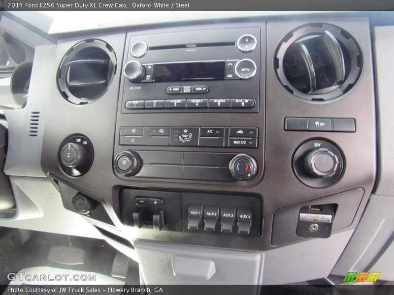 Oxford White / Steel 2015 Ford F250 Super Duty XL Crew Cab