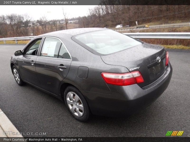 Magnetic Gray Metallic / Ash 2007 Toyota Camry LE