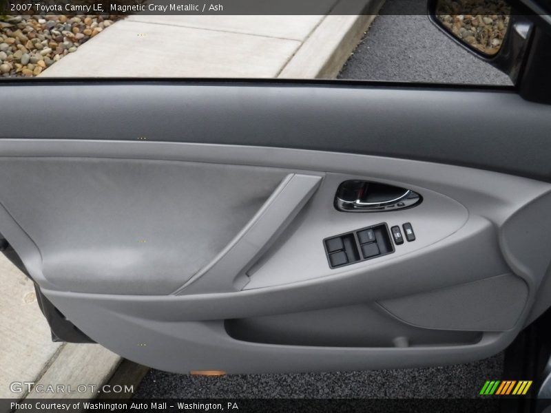 Magnetic Gray Metallic / Ash 2007 Toyota Camry LE