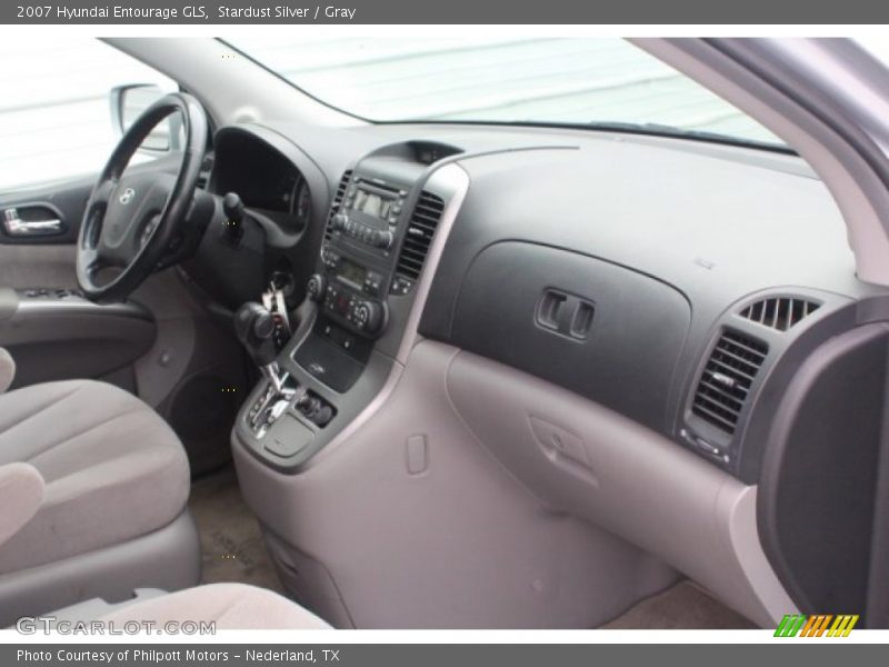 Stardust Silver / Gray 2007 Hyundai Entourage GLS