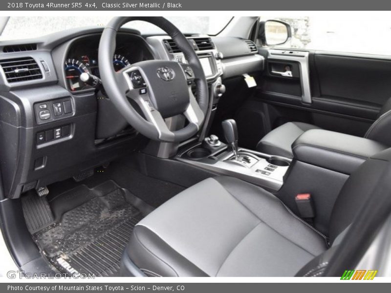 Classic Silver Metallic / Black 2018 Toyota 4Runner SR5 4x4