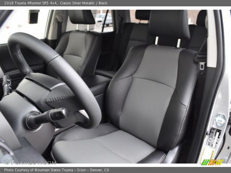 Classic Silver Metallic / Black 2018 Toyota 4Runner SR5 4x4