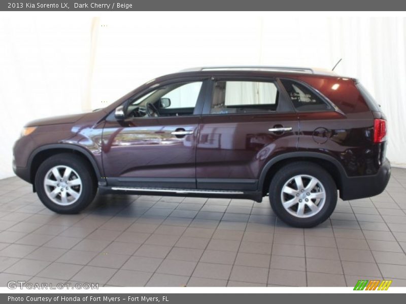 Dark Cherry / Beige 2013 Kia Sorento LX