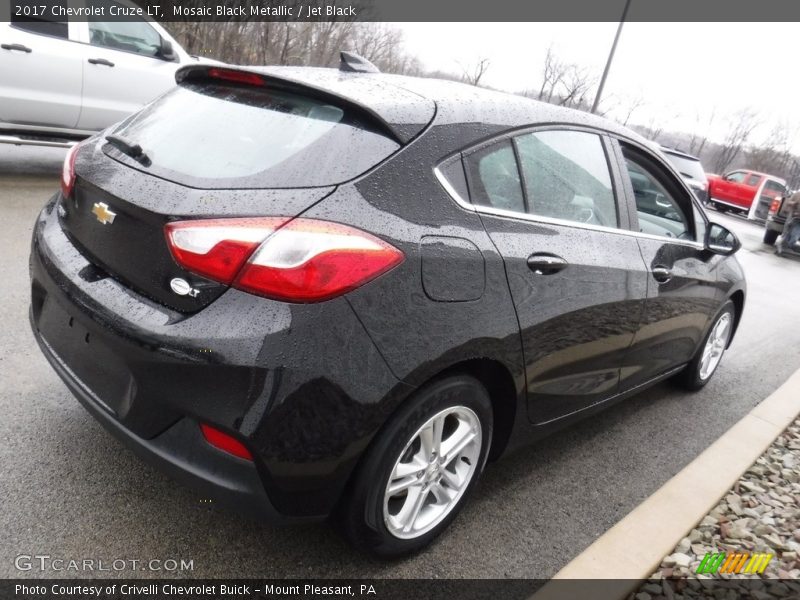 Mosaic Black Metallic / Jet Black 2017 Chevrolet Cruze LT