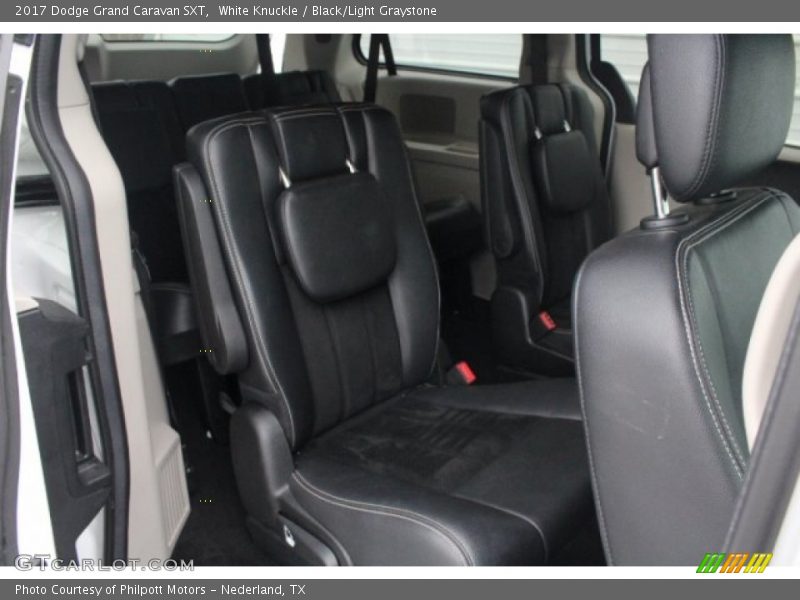 White Knuckle / Black/Light Graystone 2017 Dodge Grand Caravan SXT