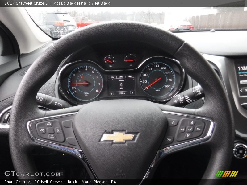 Mosaic Black Metallic / Jet Black 2017 Chevrolet Cruze LT