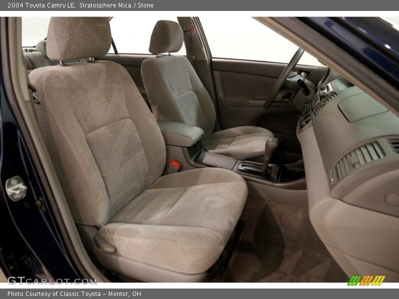 Stratosphere Mica / Stone 2004 Toyota Camry LE