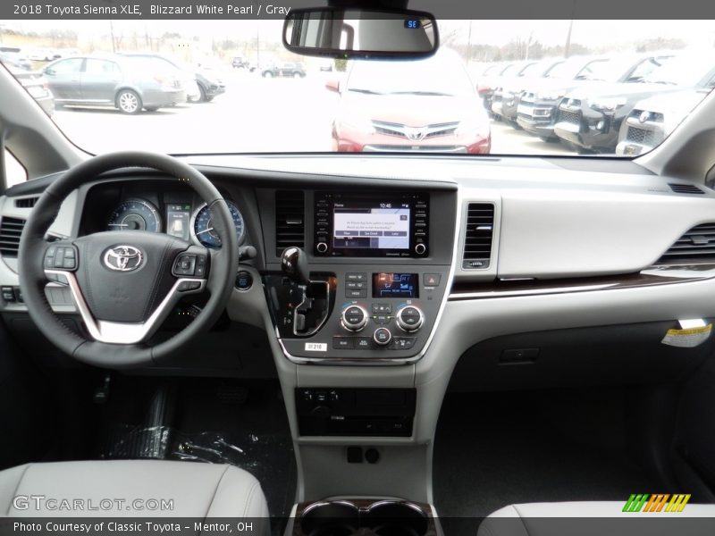Blizzard White Pearl / Gray 2018 Toyota Sienna XLE
