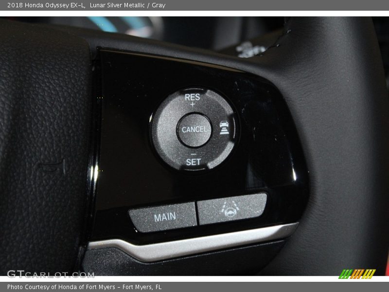 Lunar Silver Metallic / Gray 2018 Honda Odyssey EX-L