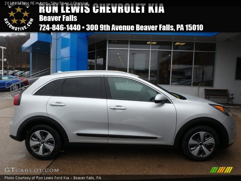 Silky Silver / Charcoal 2018 Kia Niro FE Hybrid