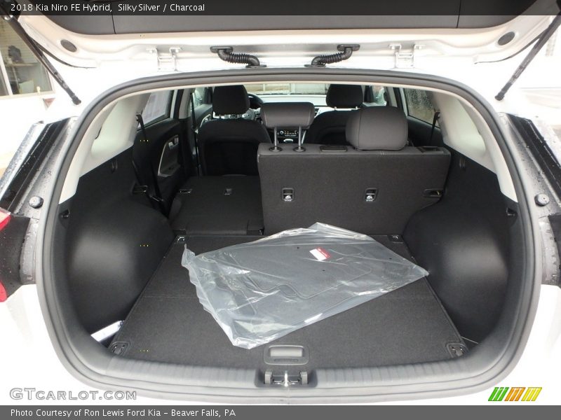 Silky Silver / Charcoal 2018 Kia Niro FE Hybrid